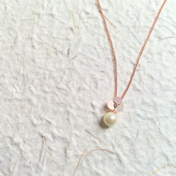 Kate Spade - Disco Pansy Rose Gold mother of pearl Pendant Necklace - Picture 2 of 3
